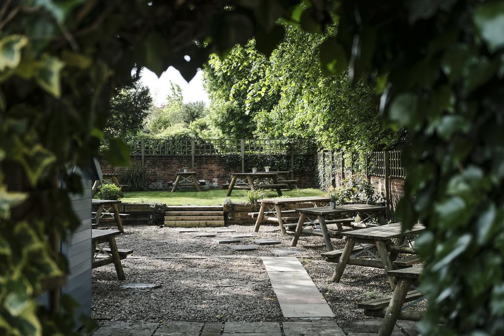 Bull Inn Reading Exterior photo